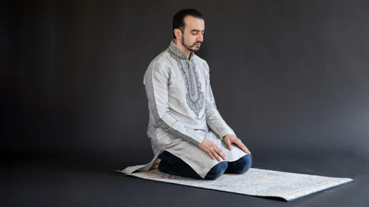 প্রয়োজন পূরণ ও দুশ্চিন্তা দূর করতে সালাতুল হাজতের ফজিলত ও পদ্ধতি